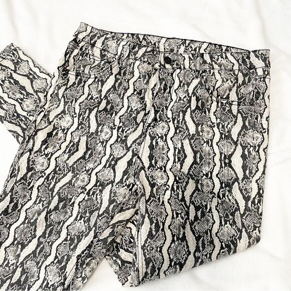 Wild Fable snake print skinny high rise jeans size 12 cream black - Picture 2 of 8